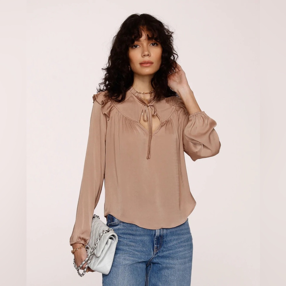 NEW $101 Heartloom Marion Top Flowy Silky Long Sleeve Blouse in Chai 443